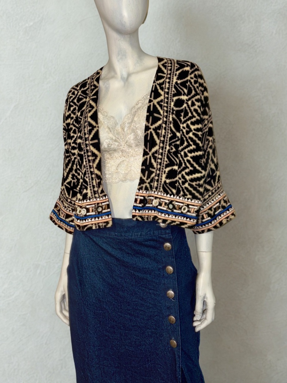Anthropologie Elevenses Kele embellished kimono